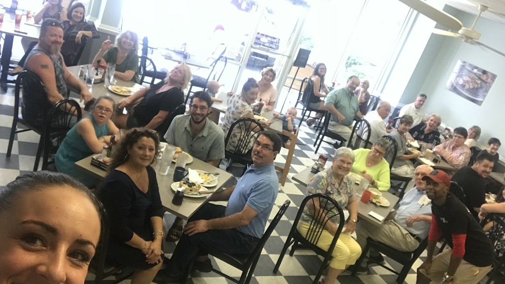 Sea Glass Cafe | restaurant | 1803 S Glenburnie Rd, New Bern, NC 28562, USA | 2526341808 OR +1 252-634-1808