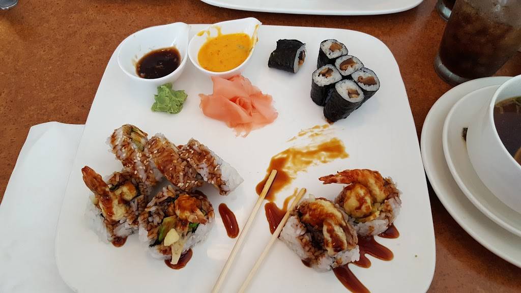 Kyoto Hibachi & Sushi | restaurant | 1425 Wisconsin Dells Pkwy #10, Wisconsin Dells, WI 53965, USA | 6082540788 OR +1 608-254-0788
