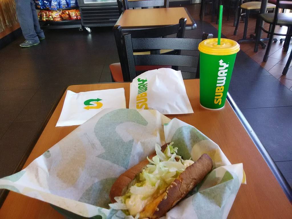Subway Restaurants | restaurant | 198 Vermont Ave, Los Angeles, CA 90004, USA | 2133801485 OR +1 213-380-1485