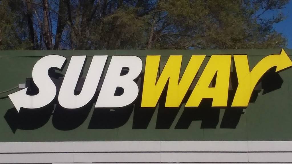 Subway Restaurants | restaurant | 305 Market St, Hermann, MO 65041, USA | 5734868821 OR +1 573-486-8821