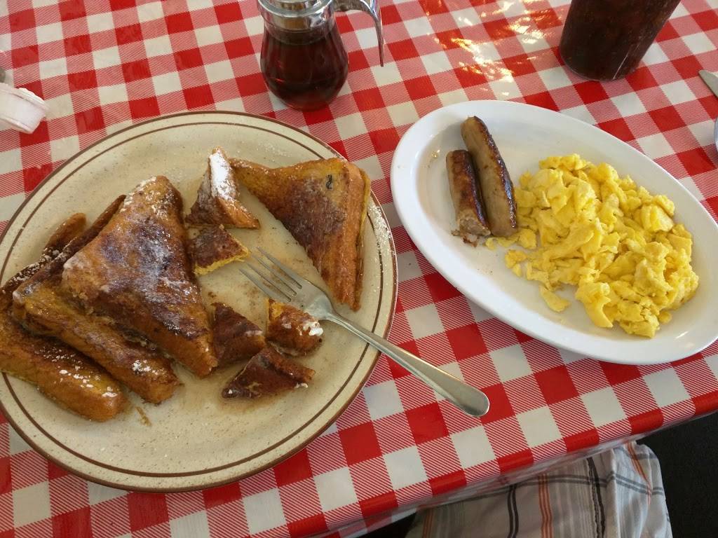 Galloping Hen | restaurant | 305 S Borchard Dr, Ventura, CA 93003, USA | 8056530410 OR +1 805-653-0410