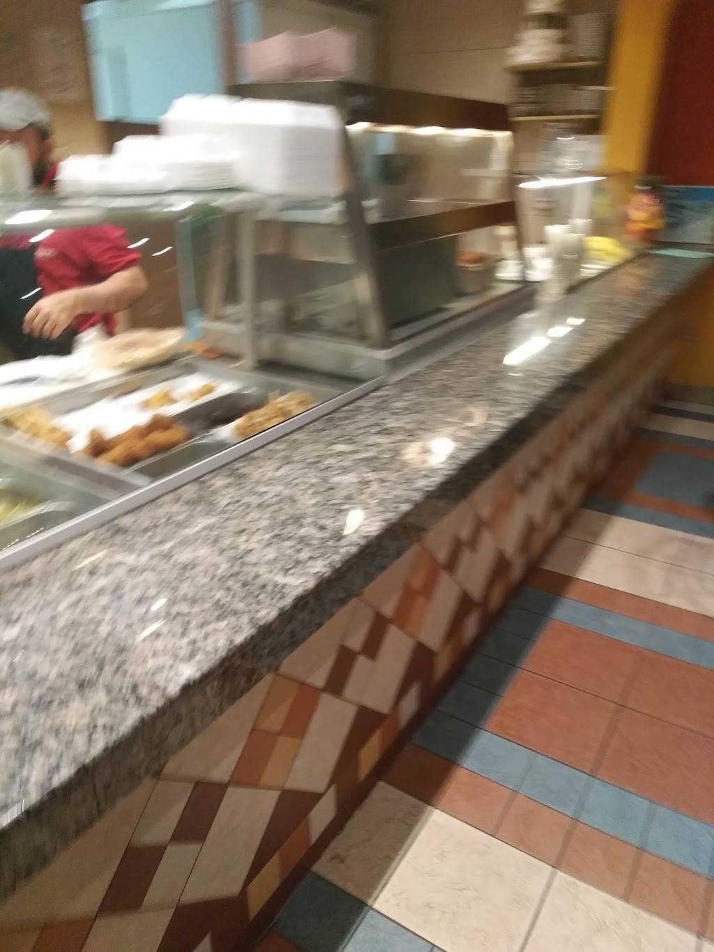 Shawarma Mangos - St Laurent | restaurant | 1020 St Laurent Blvd, Ottawa, ON K1K 4S2, Canada | 6135262526 OR +1 613-526-2526