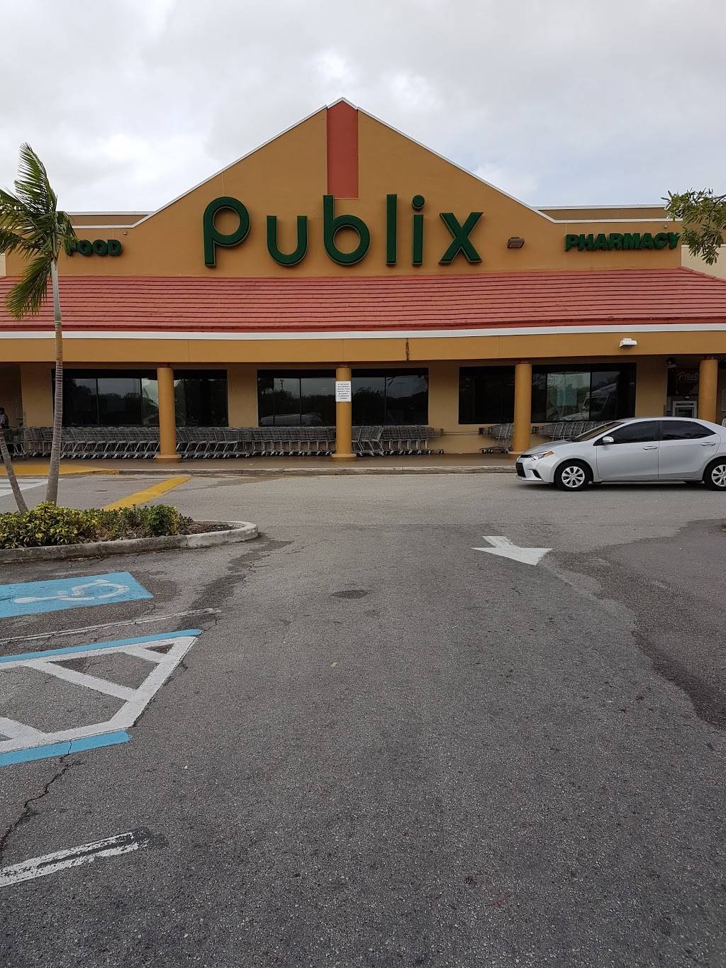 Hammocks Town Center | shopping mall | 10201 Hammocks Blvd, Miami, FL 33196, USA | 3059471664 OR +1 305-947-1664