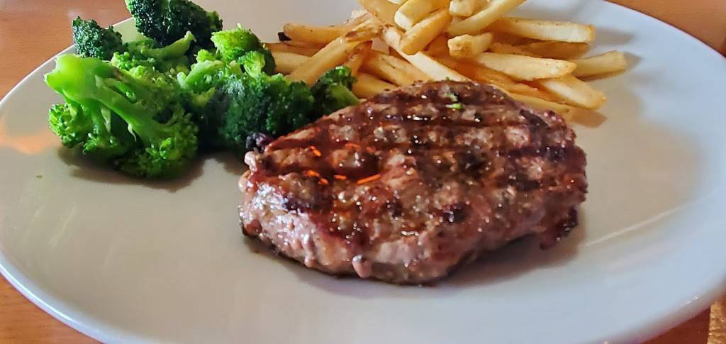 Applebees Grill + Bar | restaurant | 901 Ridgewalk Pkwy, Woodstock, GA 30188, USA | 6786263677 OR +1 678-626-3677