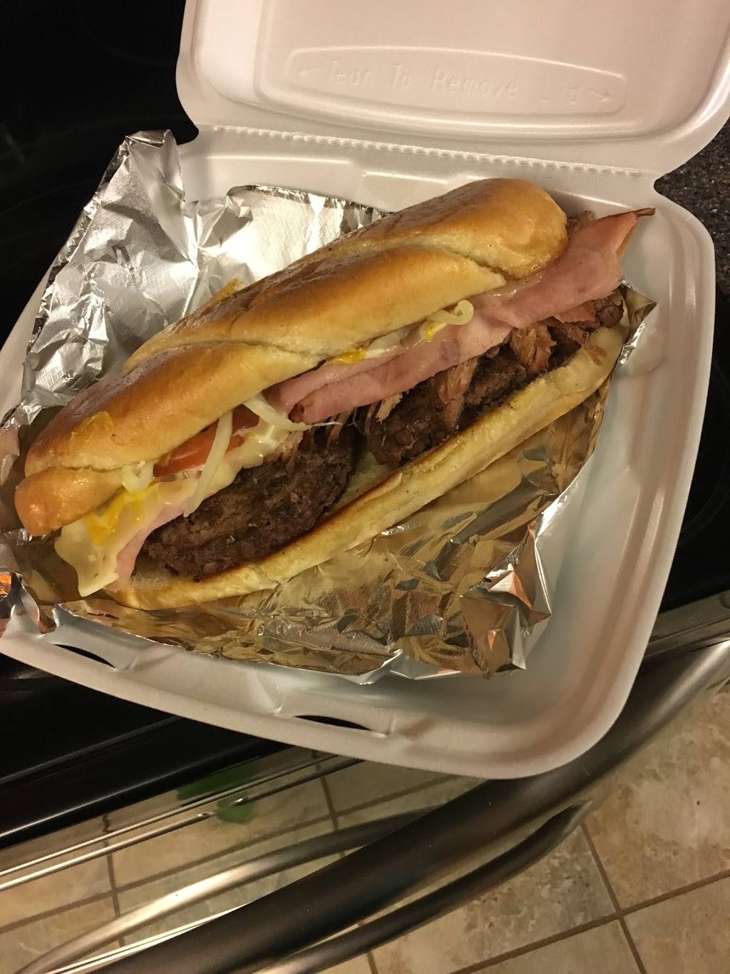 Montys Mosquito Lk Carry Out | restaurant | 1241 Greenville Rd NE, Cortland, OH 44410, USA | 3306385598 OR +1 330-638-5598