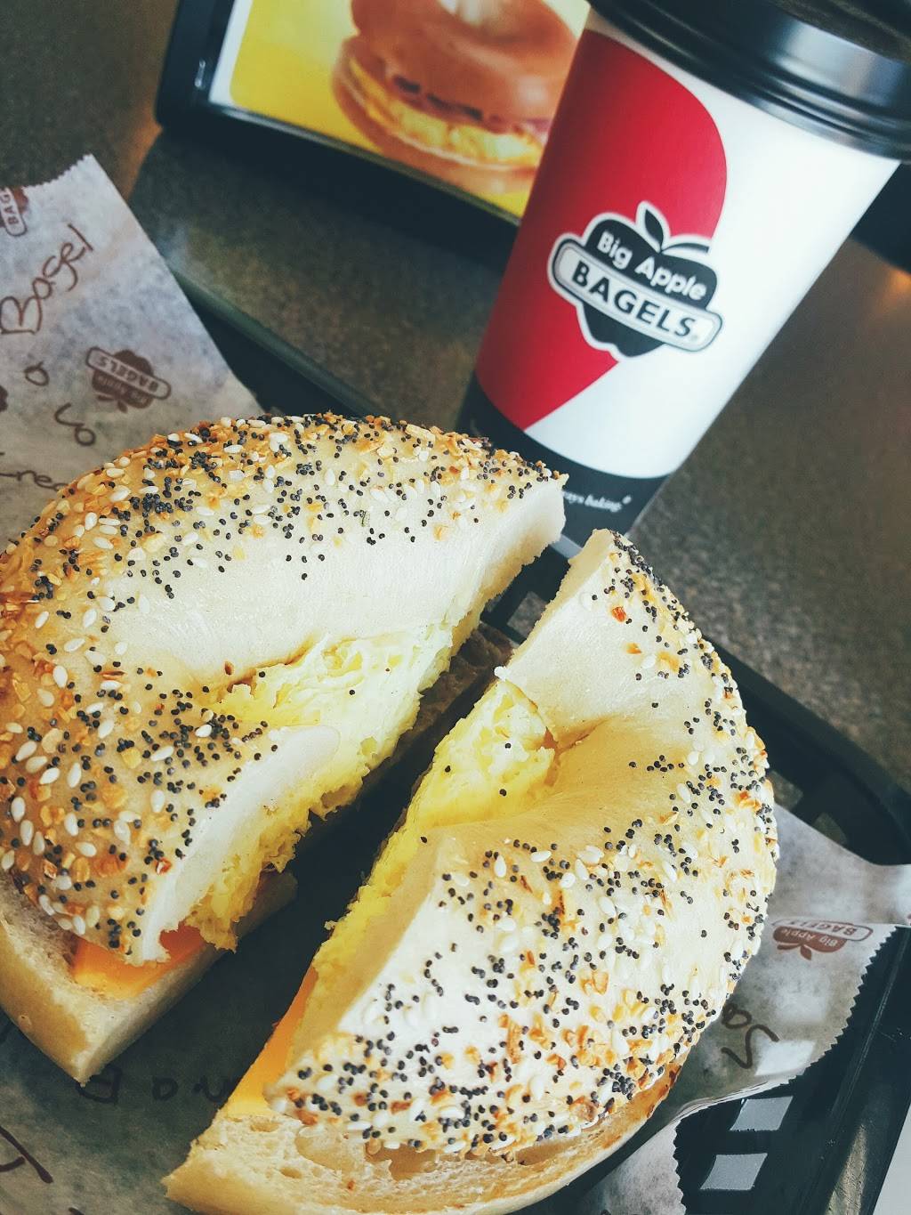Big Apple Bagels | bakery | 2024 S Mission St, Mt Pleasant, MI 48858, USA | 9897729555 OR +1 989-772-9555