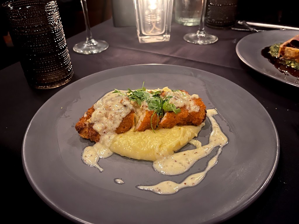 Lonnie’s Reno Club | restaurant | 1111 Grand Blvd, Kansas City, MO 64106, USA | 8163267897 OR +1 816-326-7897