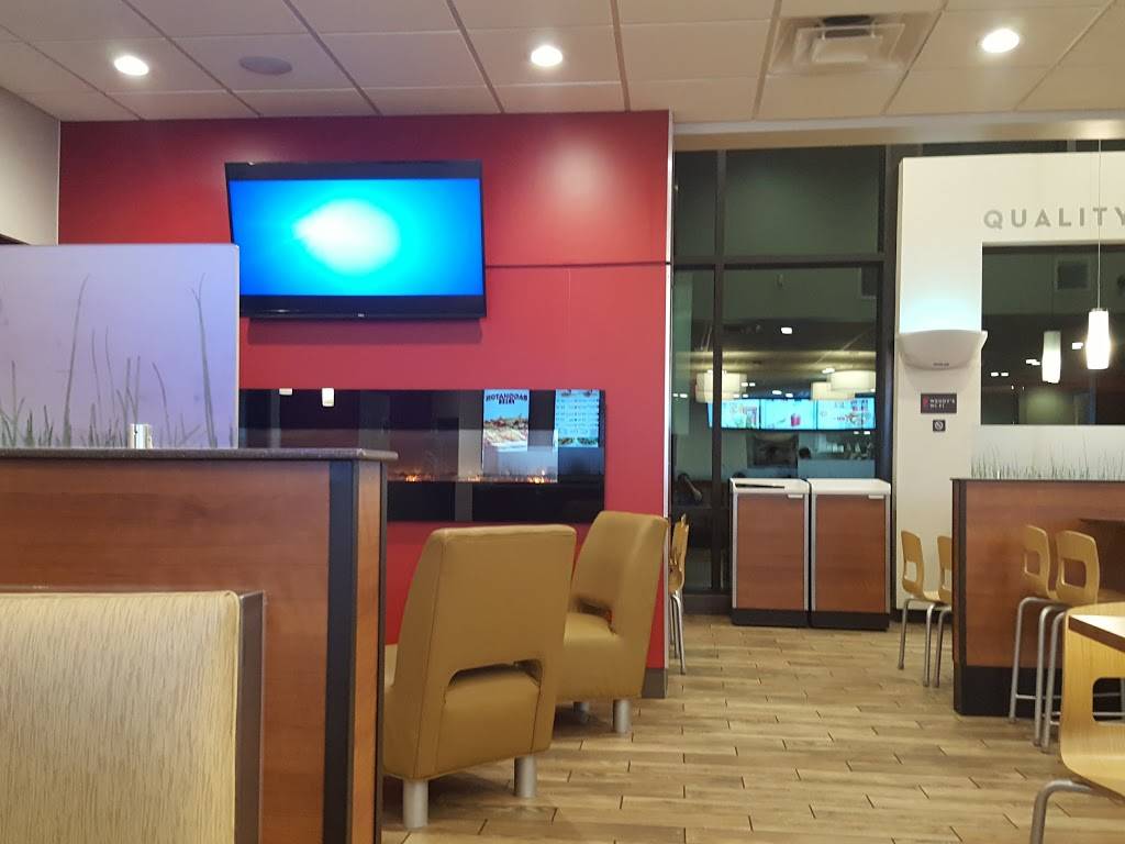 Wendys | restaurant | 3801 Blake Rd SW, Albuquerque, NM 87121, USA | 5058732233 OR +1 505-873-2233