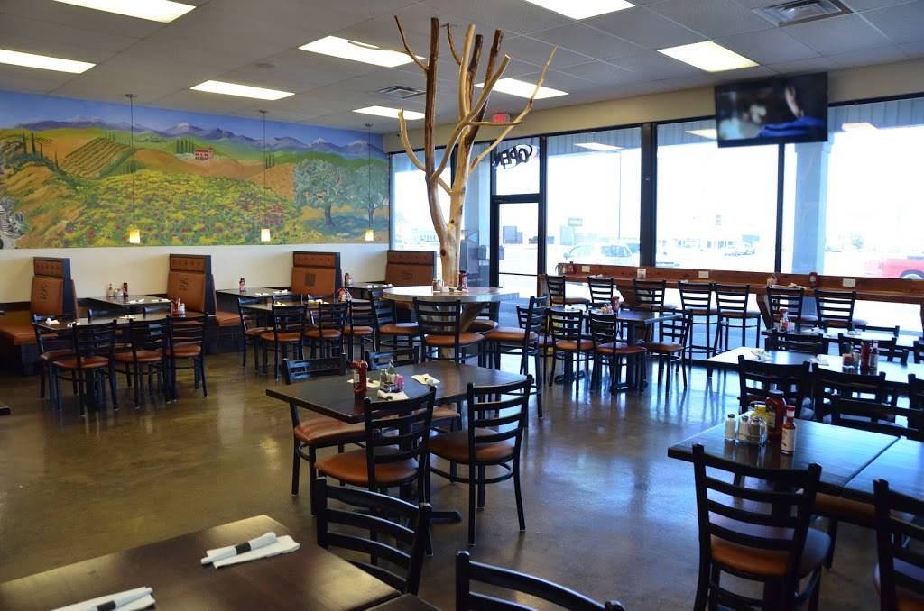 Puente Grande | restaurant | 2022 N Locust Ave, Lawrenceburg, TN 38464, USA | 9312447575 OR +1 931-244-7575