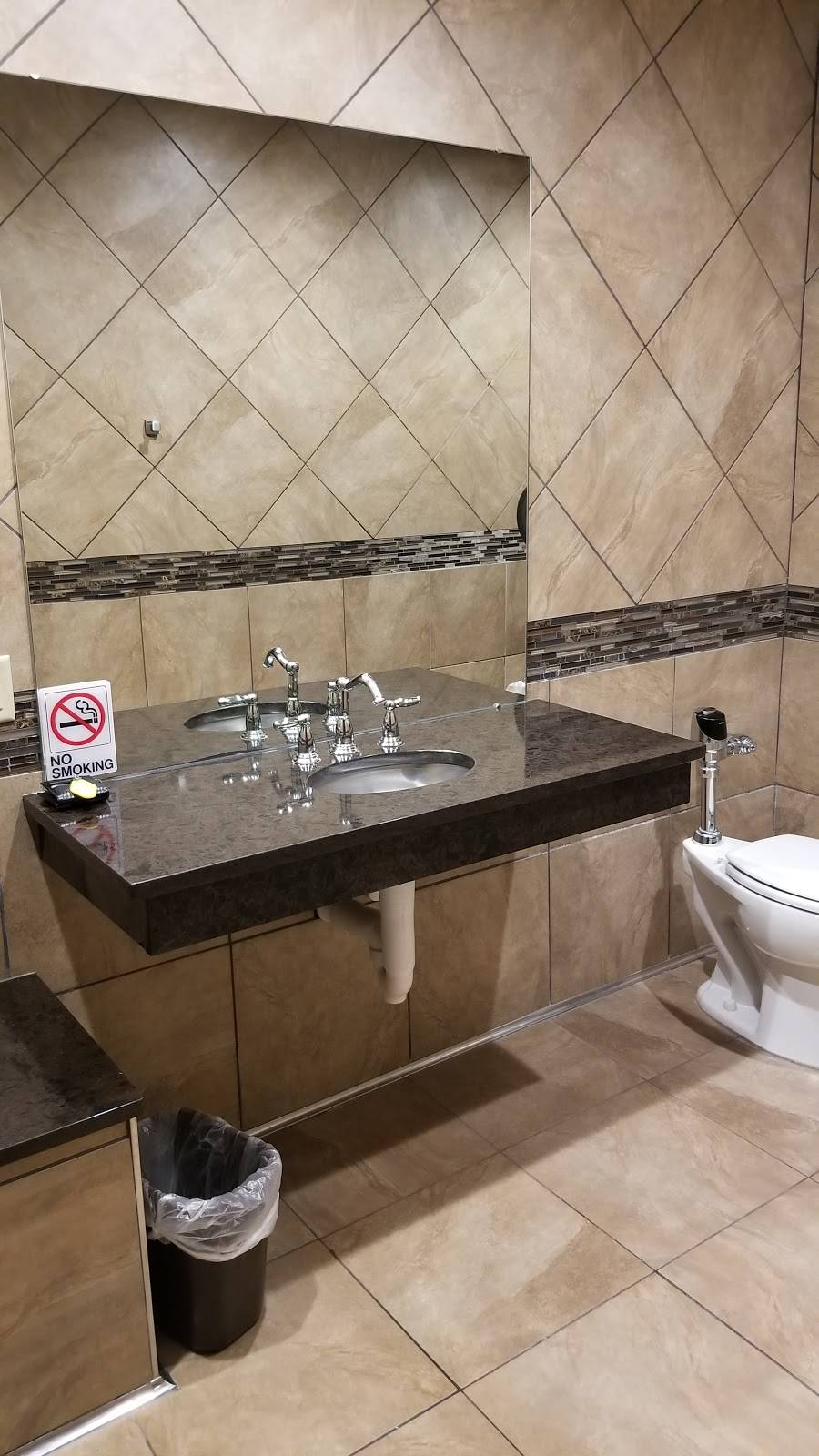 Newell Truck Plaza | restaurant | 200 Manchester Ave, Newton, KS 67114, USA | 3162834000 OR +1 316-283-4000