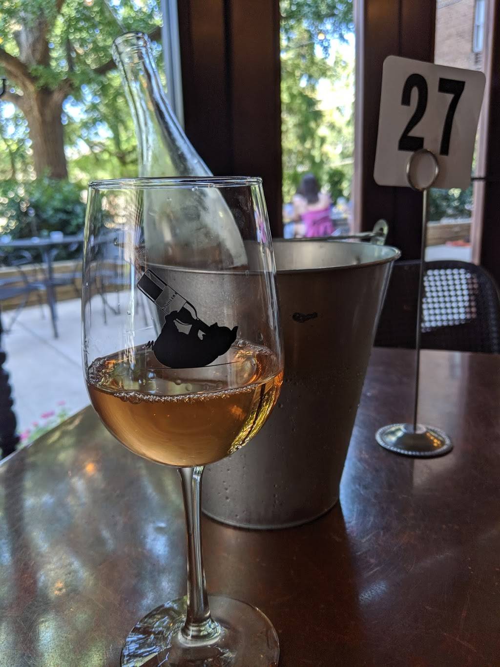 Freddys Wine Bar | restaurant | 2251 Highland Ave, Birmingham, AL 35205, USA | 2055217230 OR +1 205-521-7230