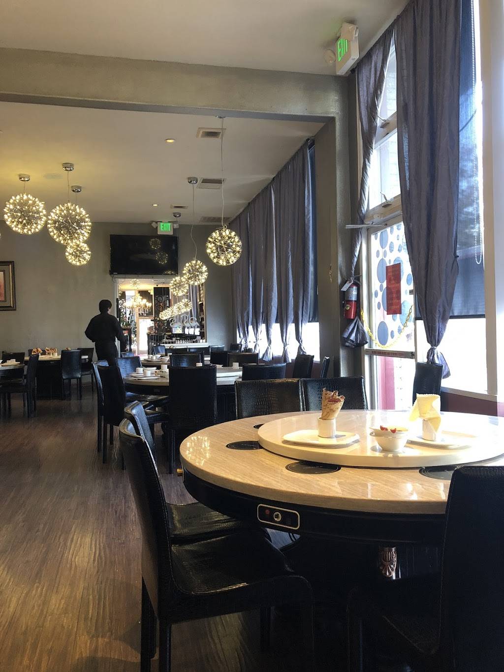 Fey Restaurant | restaurant | 1368 El Camino Real, Menlo Park, CA 94025, USA | 6503248888 OR +1 650-324-8888