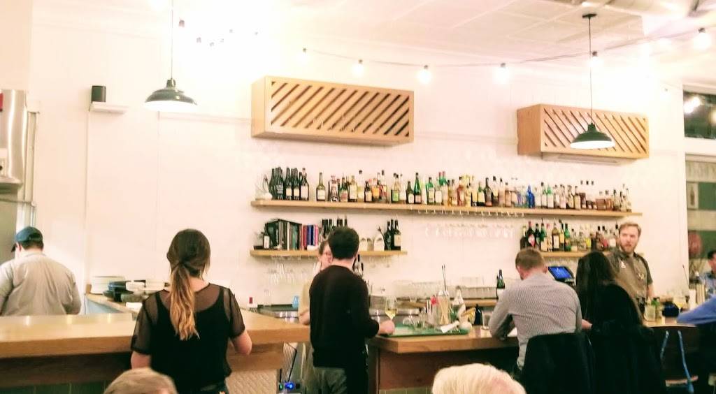 Alewife | restaurant | 3120 E Marshall St, Richmond, VA 23223, USA | 8043253426 OR +1 804-325-3426