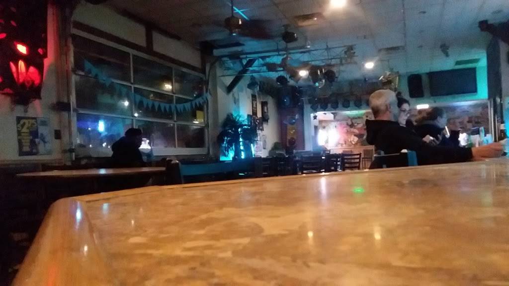 Hula Bar & Grill | restaurant | 759 E Railroad Ave, Verona, PA 15147, USA | 4128286919 OR +1 412-828-6919