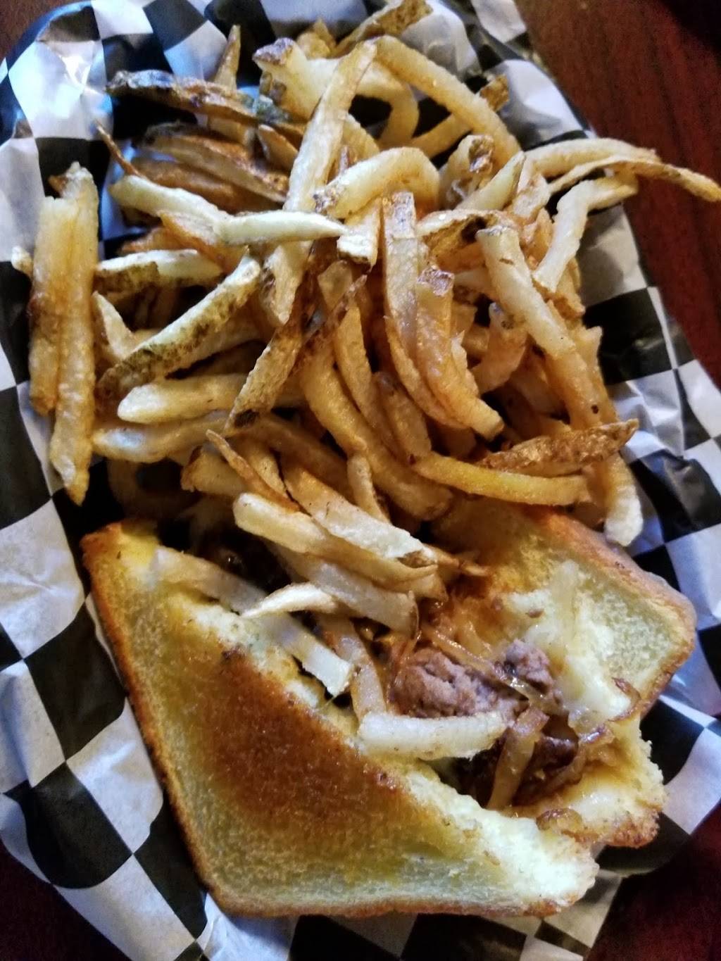 Coaches Burger Bar Salem | restaurant | 635 E State St, Salem, OH 44460, USA | 2345674880 OR +1 234-567-4880