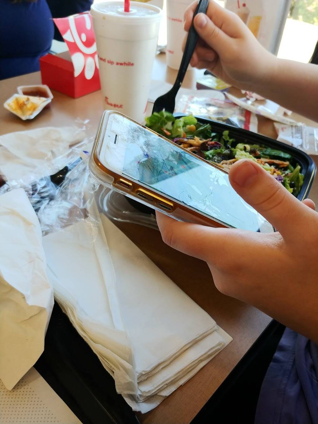 Chick-fil-A Florence (Drive-Thru) | restaurant | 341 Cox Creek Pkwy, Florence, AL 35630, USA | 2567640535 OR +1 256-764-0535