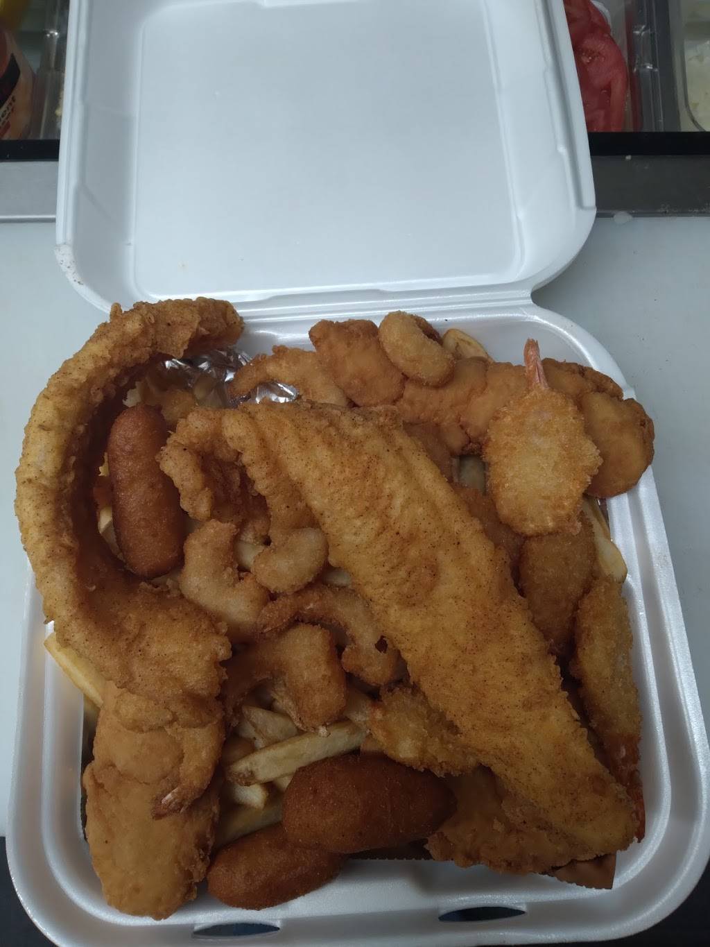 Js Delightful Diner | restaurant | 2074 Smith Mountain Lake Pkwy, Huddleston, VA 24104, USA | 5402973252 OR +1 540-297-3252