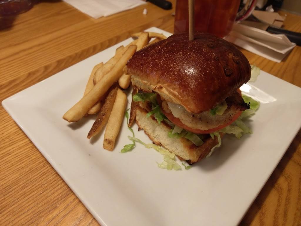 Chilis Grill & Bar | restaurant | 4153 Transit Rd, Buffalo, NY 14221, USA | 7166340505 OR +1 716-634-0505