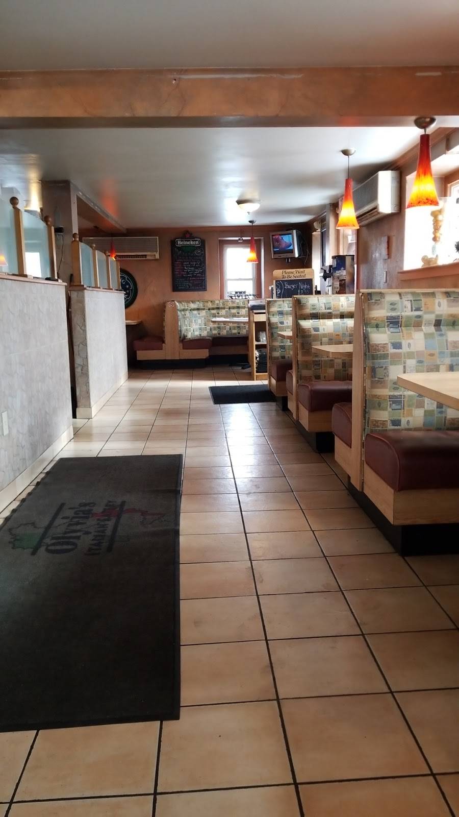 Olyvias Italian Eatery | restaurant | 3674 Pricetown Rd, Fleetwood, PA 19522, USA | 6109449654 OR +1 610-944-9654