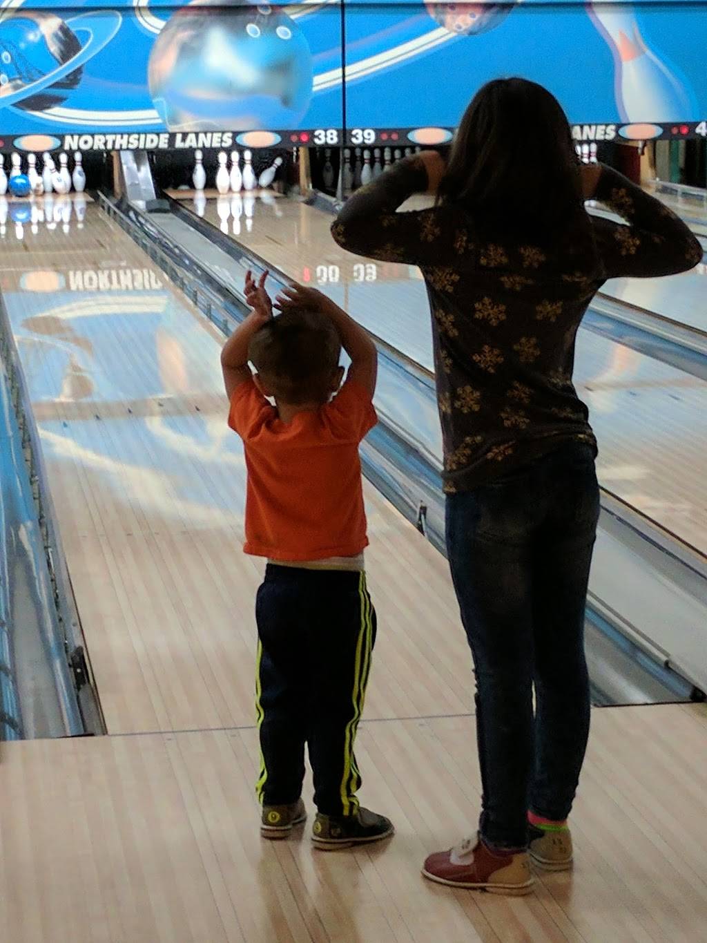 Northside Lanes | meal takeaway | 6 Richards Ave, Winchester, VA 22601, USA | 5406671470 OR +1 540-667-1470