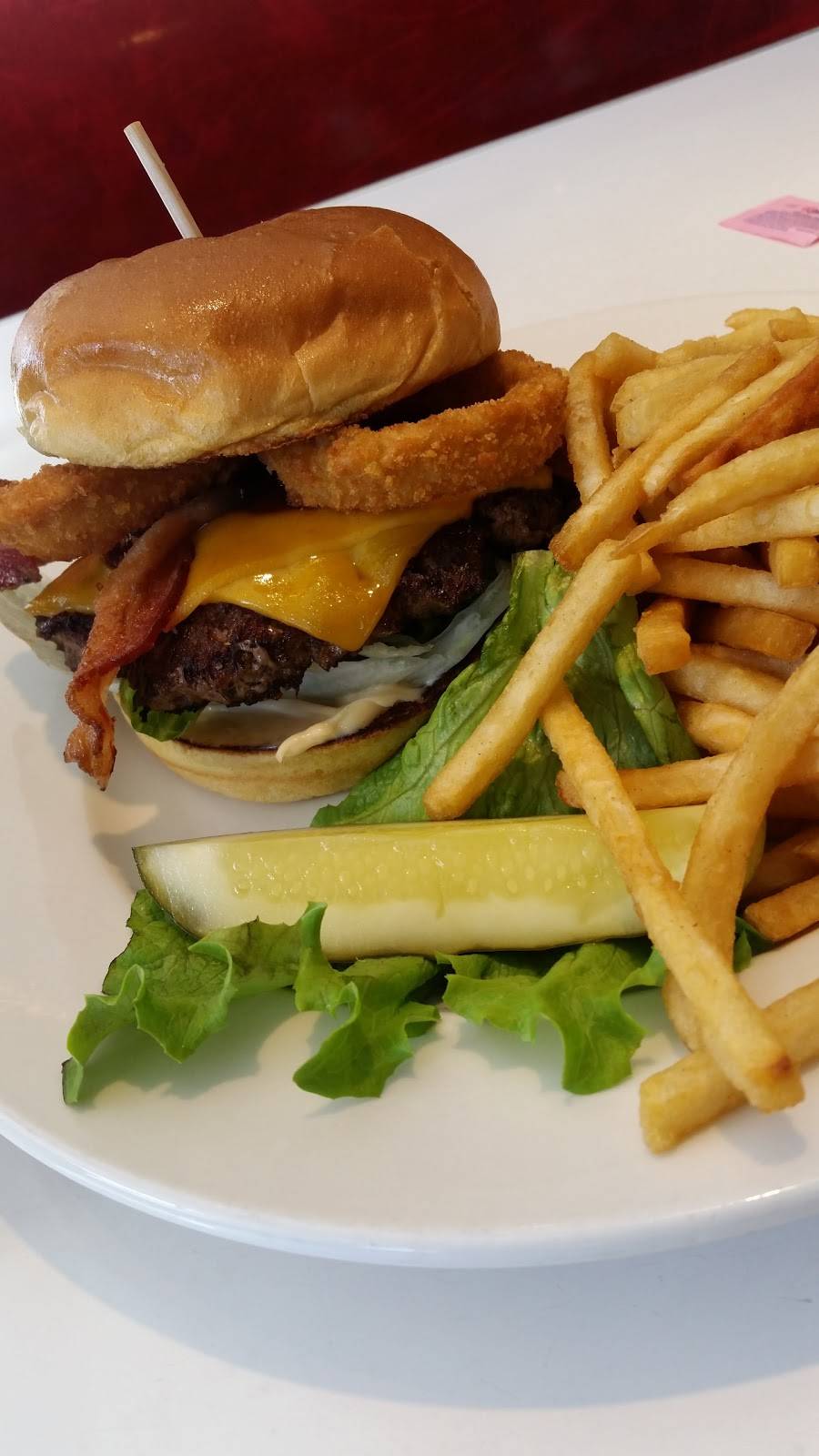 Rubys Diner | restaurant | 13102 Newport Ave, Tustin, CA 92780, USA | 7148387829 OR +1 714-838-7829