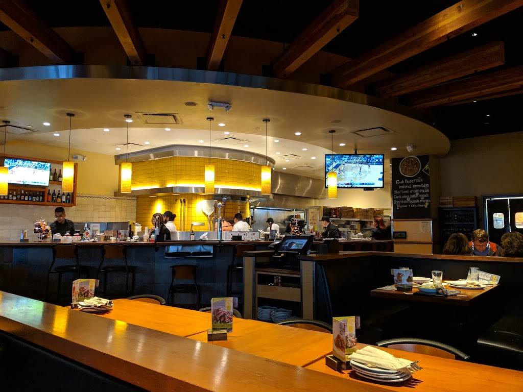 California Pizza Kitchen at Oakridge Mall | restaurant | 925 Blossom Hill Rd Oakridge Mall, San Jose, CA 95123, USA | 4082257188 OR +1 408-225-7188