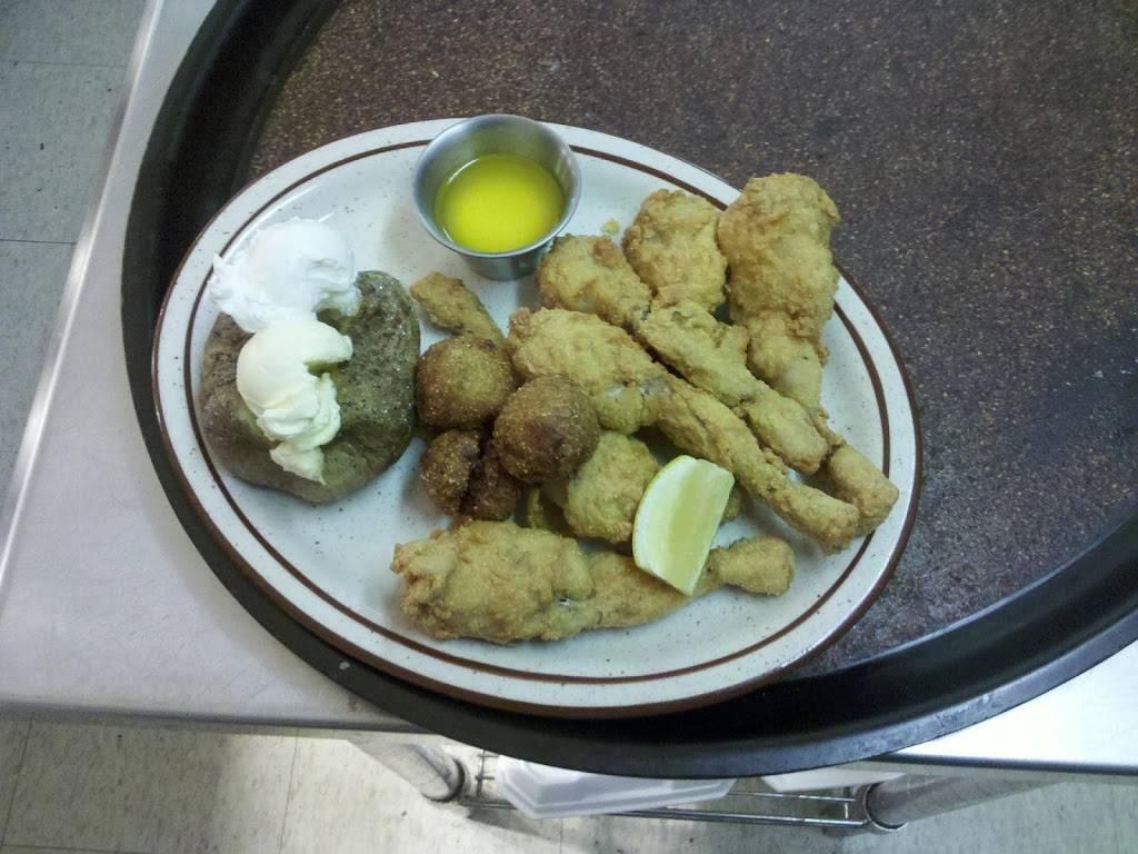 St Marys Supper Club | restaurant | 3700 N Arms Pl, West Terre Haute, IN 47885, USA | 8125354277 OR +1 812-535-4277