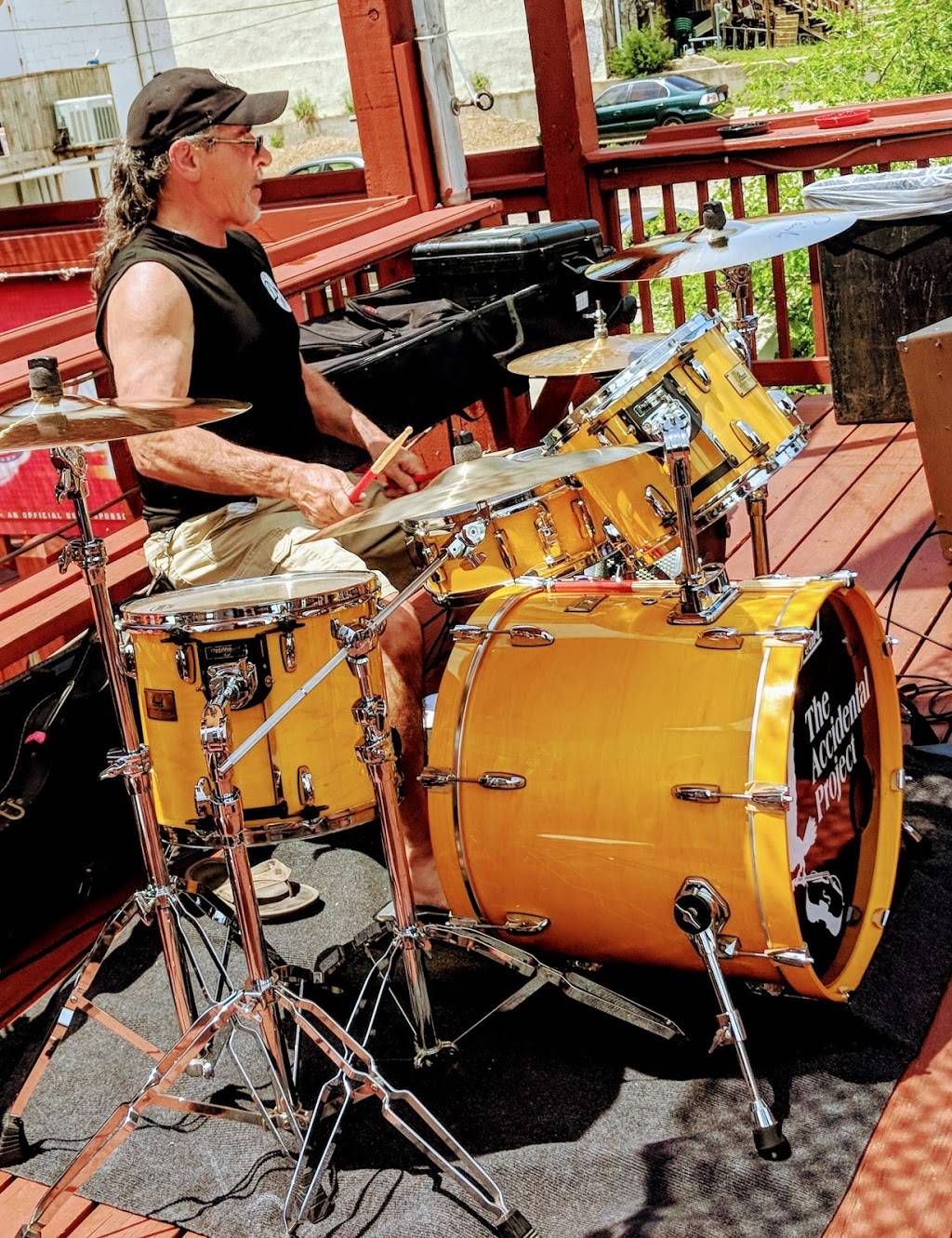 Kobis Bar & Grill | restaurant | 113 Oak St, Bonner Springs, KS 66012, USA | 9134225657 OR +1 913-422-5657