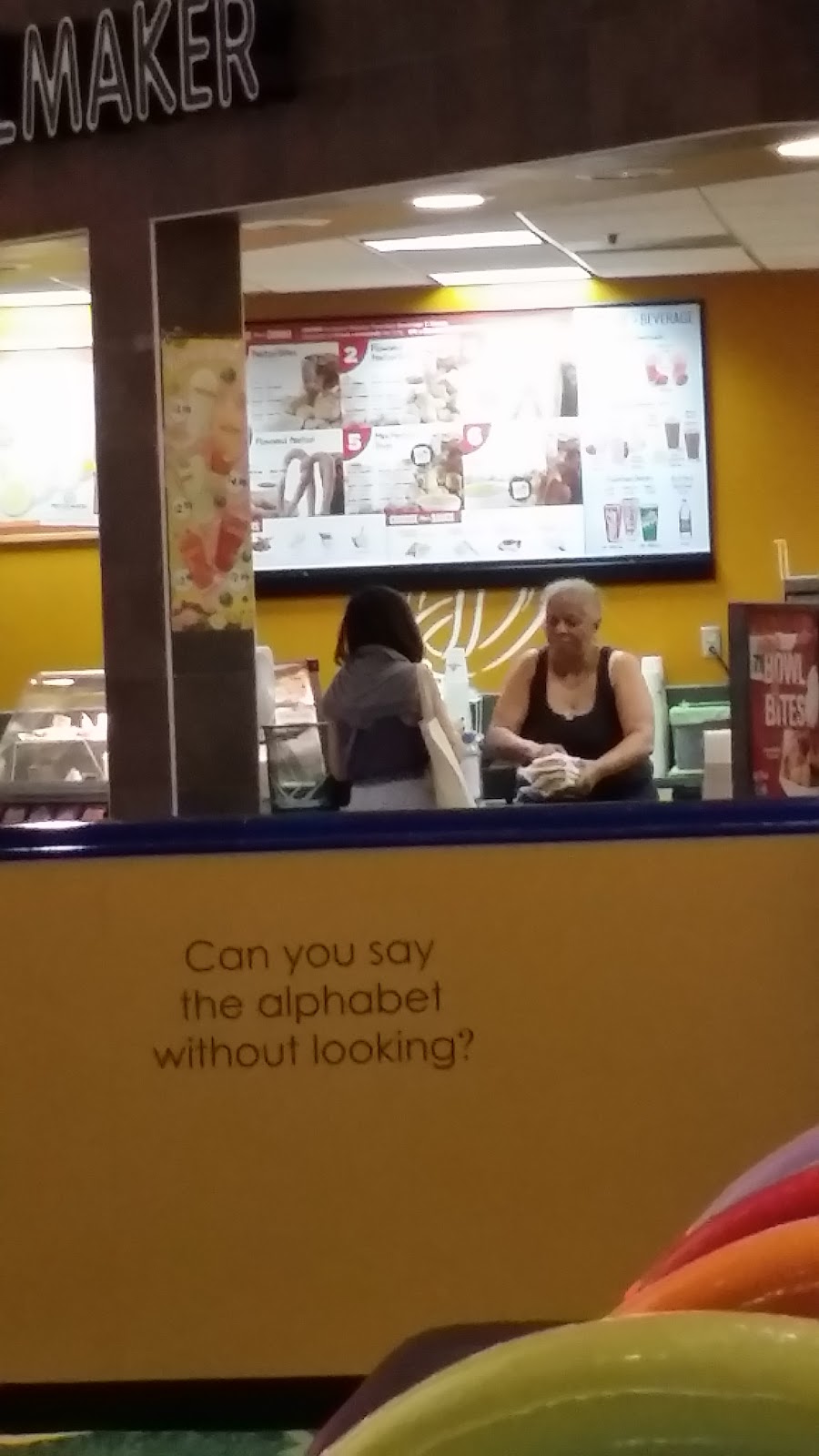 Pretzelmaker | restaurant | 7804 Abercorn St #0095A, Savannah, GA 31406, USA | 9123537338 OR +1 912-353-7338