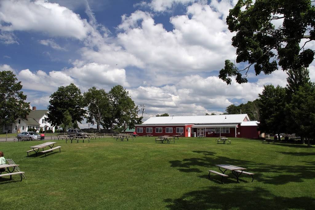 Westview Farms Creamery | restaurant | 111 E Hill Rd, Monson, MA 01057, USA | 4132675355 OR +1 413-267-5355