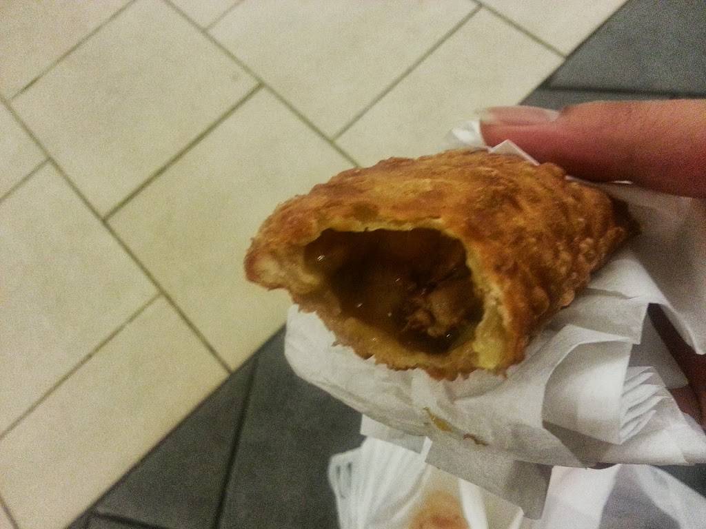 Mamas Empanadas | restaurant | 9120 59th Ave, Elmhurst, NY 11373, USA | 7184292502 OR +1 718-429-2502