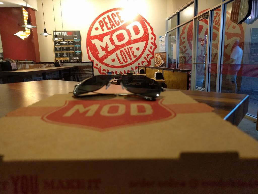 MOD Pizza | restaurant | 6777 Woodlands Pkwy Suite 314, The Woodlands, TX 77382, USA | 2817190148 OR +1 281-719-0148