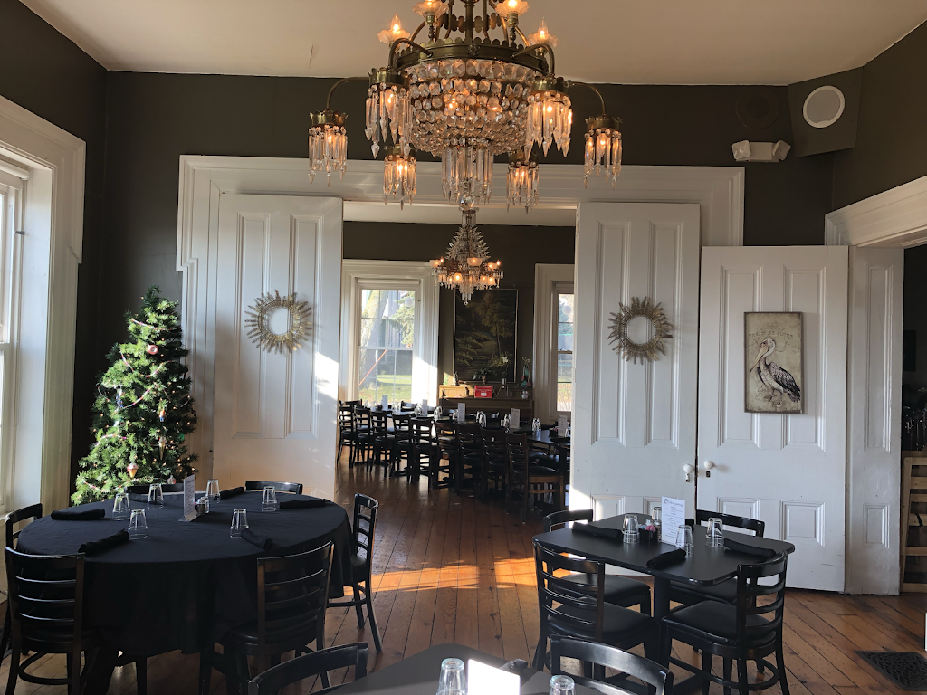 Crane & Pelican Cafe | restaurant | 127 S 2nd St, Le Claire, IA 52753, USA | 5632898774 OR +1 563-289-8774