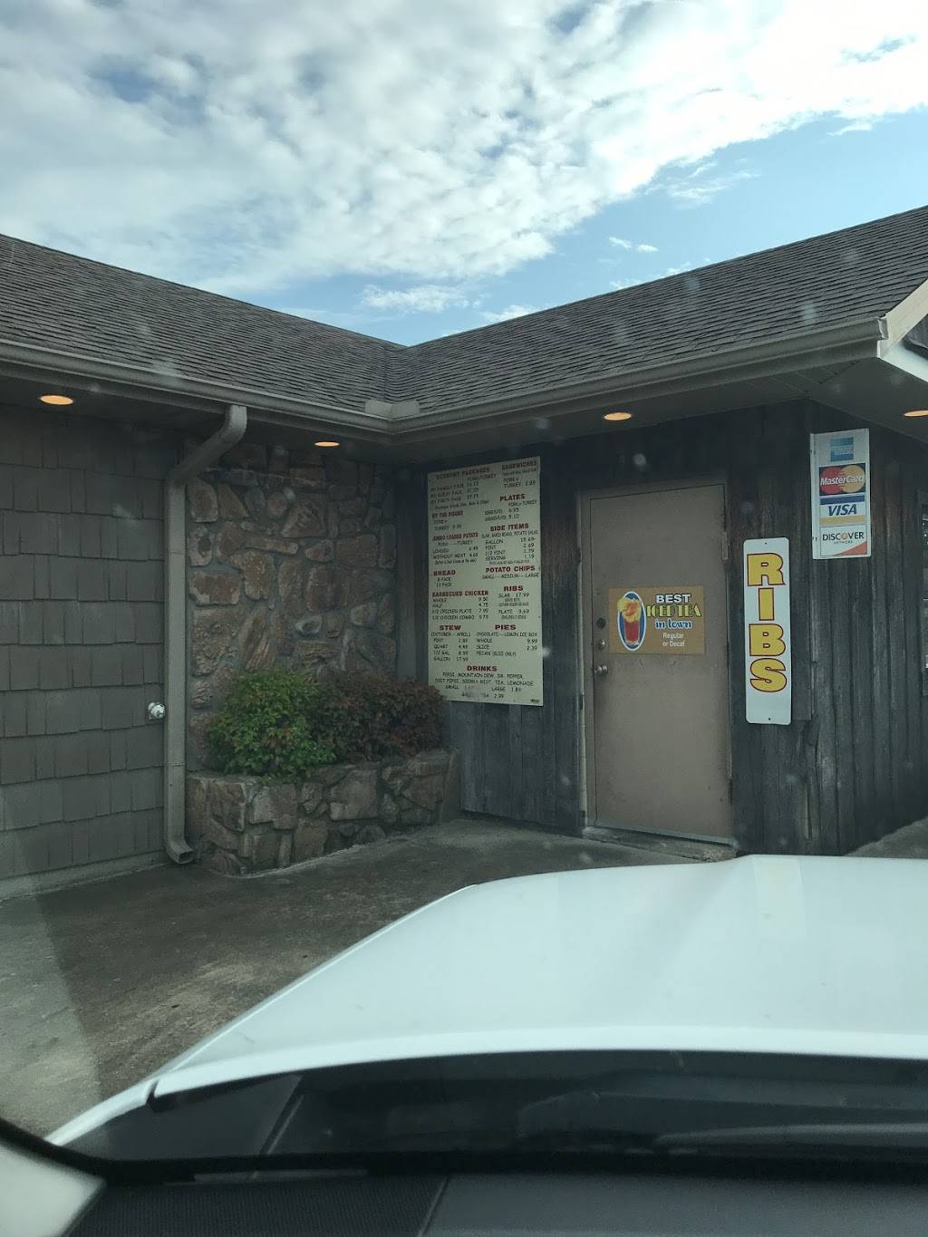 Southern Hickory Barbecue | restaurant | 700 Nance Ford Rd SW, Hartselle, AL 35640, USA | 2567732464 OR +1 256-773-2464