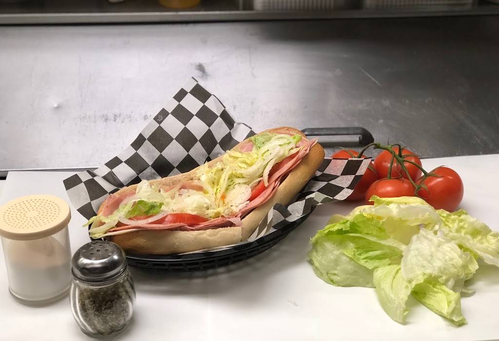 Amore Pizza and Pasta | restaurant | 100 W Schuylkill Rd suite 5, Pottstown, PA 19465, USA | 6103233240 OR +1 610-323-3240