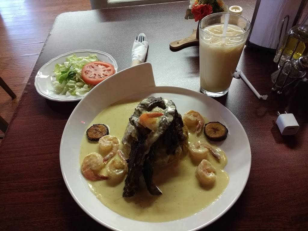 La Cocina De Arismendy | restaurant | 592 Essex St, Lawrence, MA 01840, USA | 9782582556 OR +1 978-258-2556