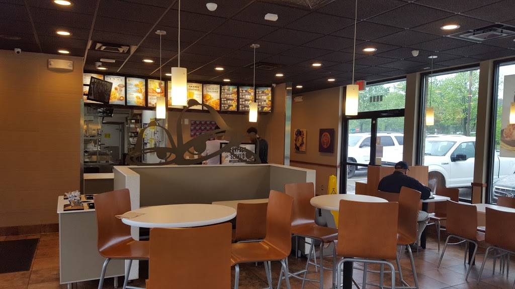 Taco Bell | meal takeaway | 16300 Heritage Blvd, Bowie, MD 20716, USA | 3014643250 OR +1 301-464-3250