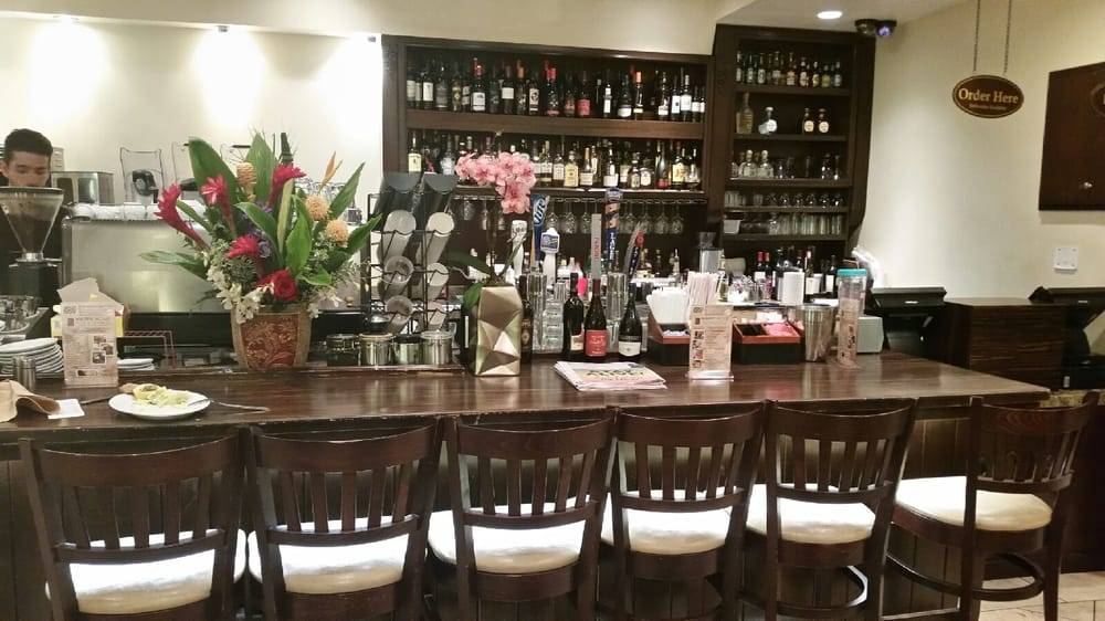 Aroma Sunset Bar and Grill | restaurant | 7373 Sunset Blvd, Los Angeles, CA 90046, USA | 3238508120 OR +1 323-850-8120