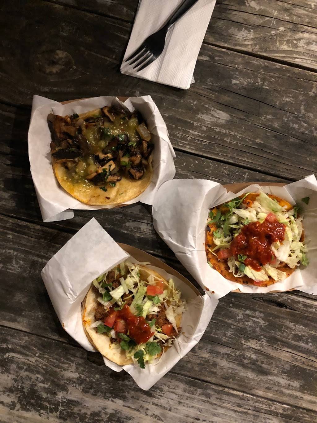 Skys Gourmet Tacos | meal takeaway | 5303 Pico Blvd, Los Angeles, CA 90019, USA | 3239326253 OR +1 323-932-6253