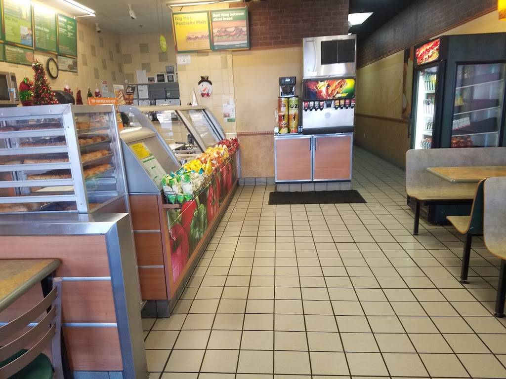 Subway | meal takeaway | 5546 Camino Al Norte Suite 7, North Las Vegas, NV 89031, USA | 7026579425 OR +1 702-657-9425