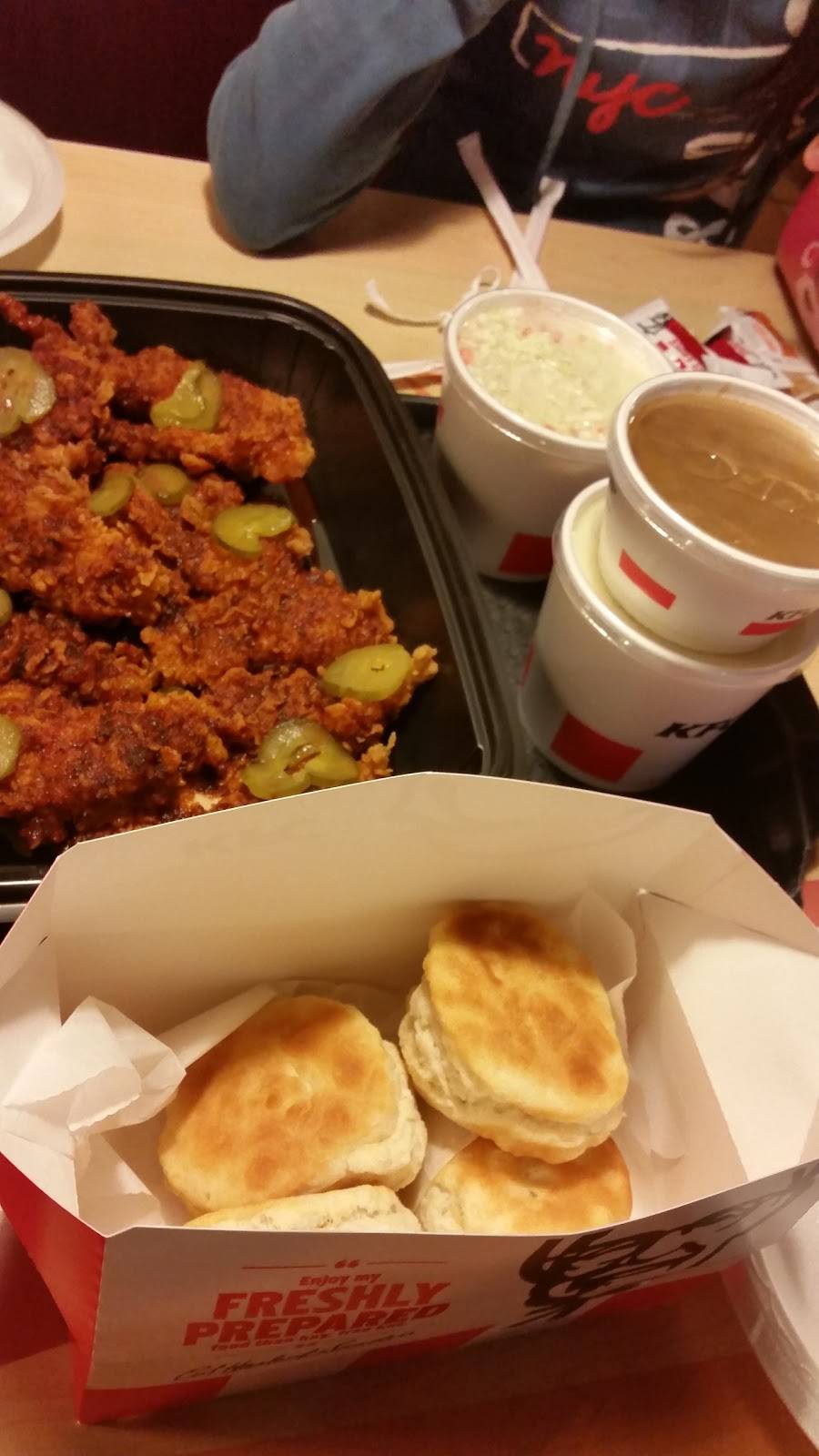 KFC | restaurant | 17901 Colima Rd, City of Industry, CA 91748, USA | 6268397414 OR +1 626-839-7414