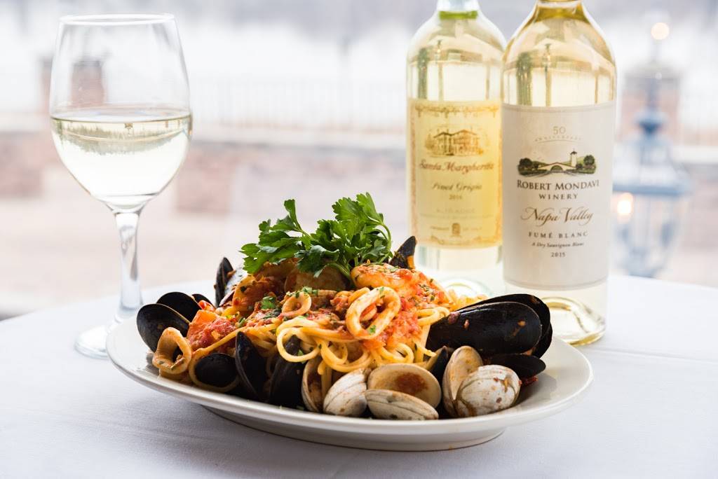 Carluccis Waterfront | restaurant | 876 Centerton Rd, Mt Laurel, NJ 08054, USA | 8562355737 OR +1 856-235-5737