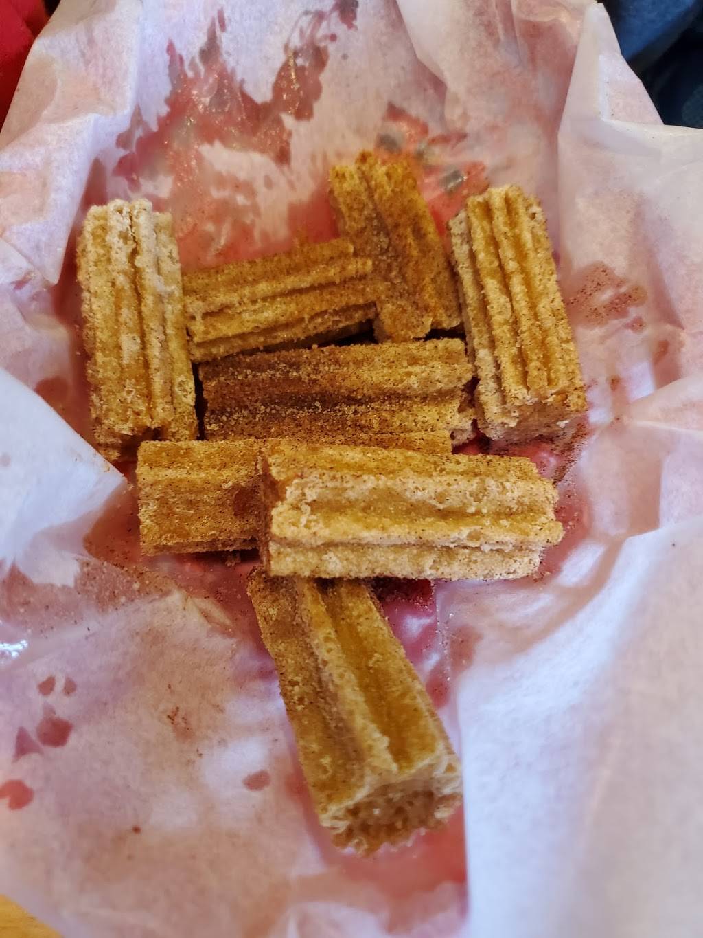 Fuzzys Taco Shop | restaurant | 7592 S University Blvd, Centennial, CO 80122, USA | 3037708226 OR +1 303-770-8226