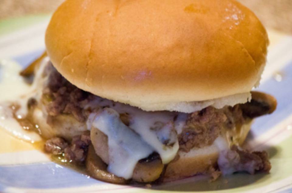 Chow Wagon | restaurant | 241 W Main St, Henderson, TN 38340, USA | 7319897569 OR +1 731-989-7569