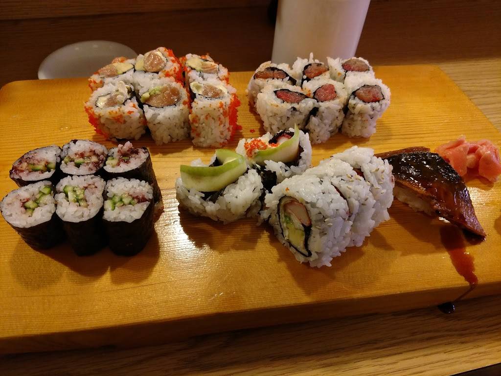 Yoshi Sushi | restaurant | 640 New Loudon Rd # 5, Latham, NY 12110, USA | 5187836100 OR +1 518-783-6100