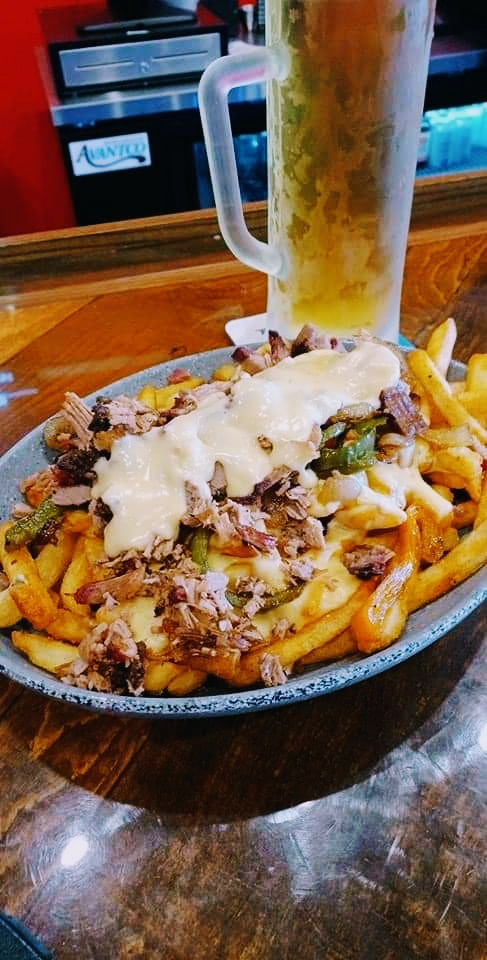 The Angry Elephant Burgers, Brew & Que | restaurant | 111 E 47th St S, Wichita, KS 67216, USA | 3167965087 OR +1 316-796-5087