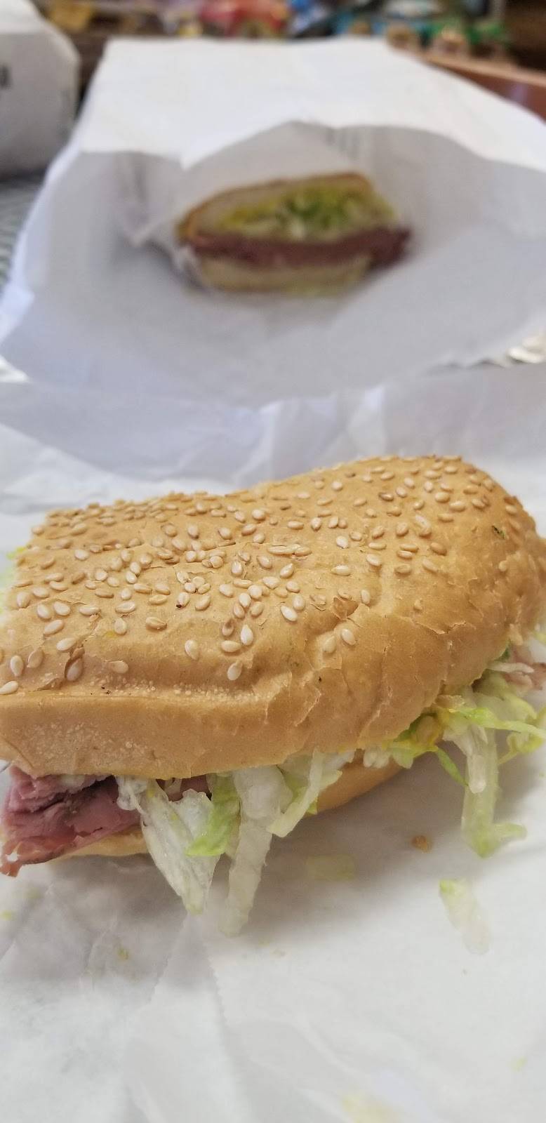 Caesar’s Italian Delicatessen | restaurant | 9500 Brimhall Rd ste 304, Bakersfield, CA 93312, USA | 6615887004 OR +1 661-588-7004