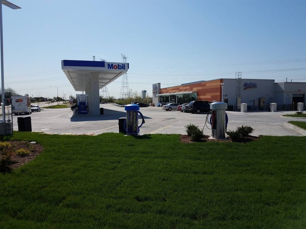 Buckys Convenience Stores | meal takeaway | 1795 W Lake St, Addison, IL 60101, USA | 6303177656 OR +1 630-317-7656