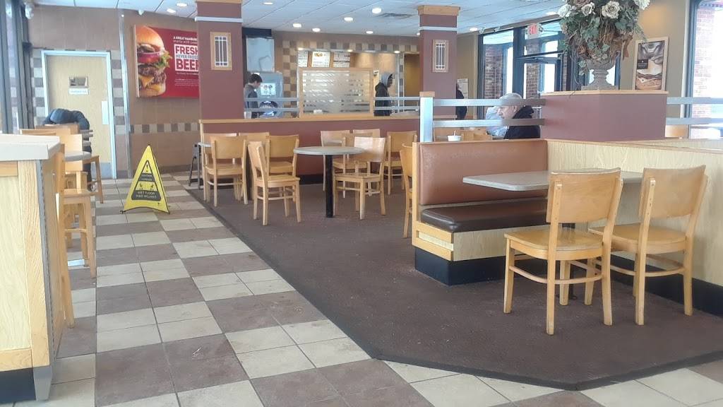 Wendys | restaurant | 18001 E 9 Mile Rd, Eastpointe, MI 48021, USA | 5867790132 OR +1 586-779-0132