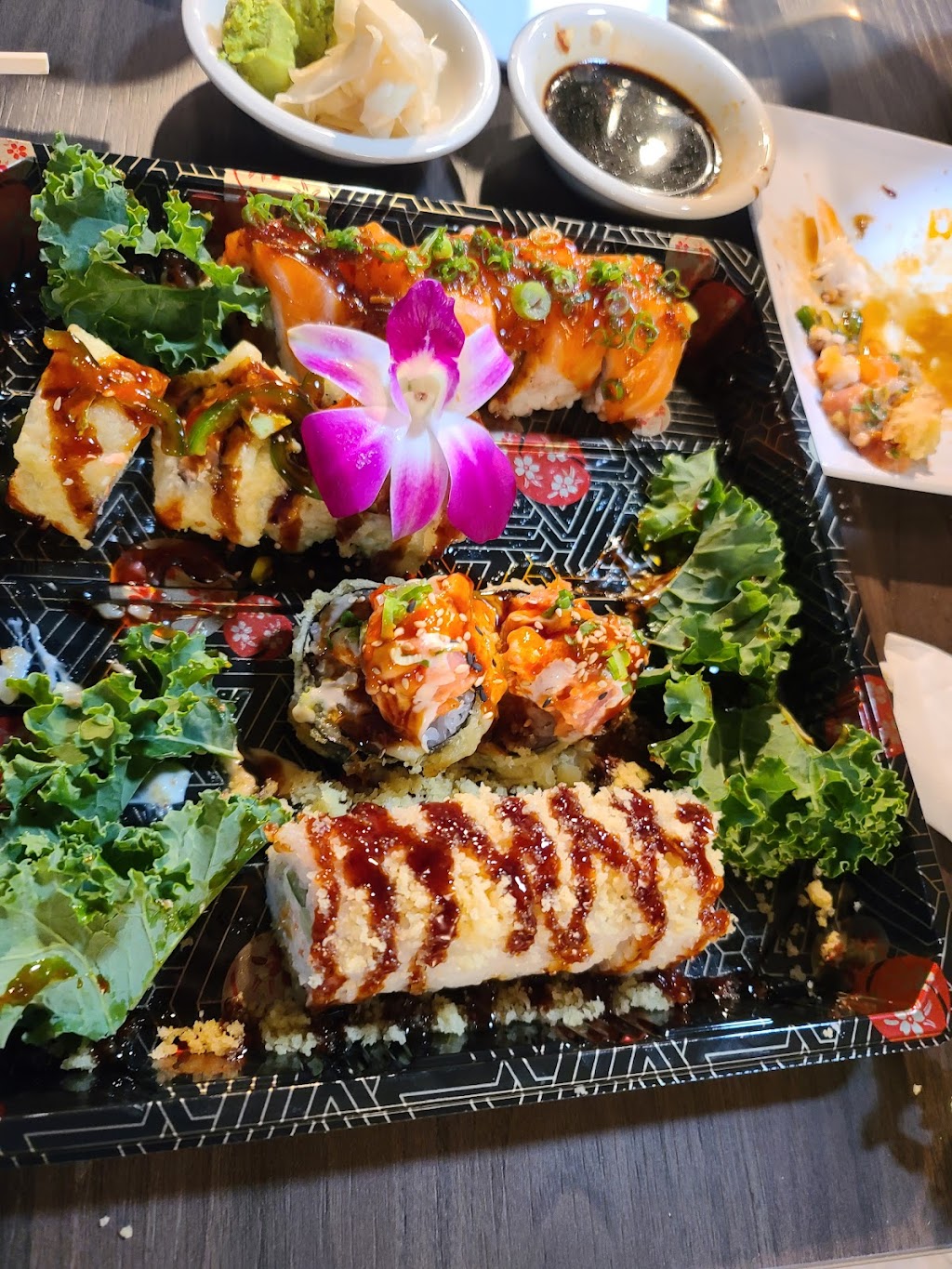 SUSHI LITTLE | restaurant | 5940 W Union Hills Dr suite d190, Glendale, AZ 85308, USA | 6026981016 OR +1 602-698-1016